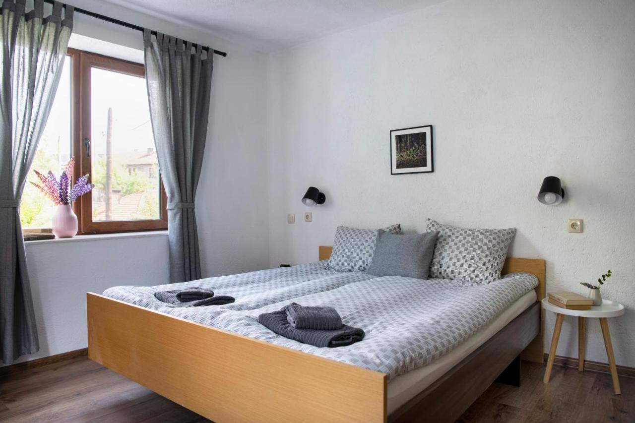 Къща До Гората Триград Villa Buitenkant foto